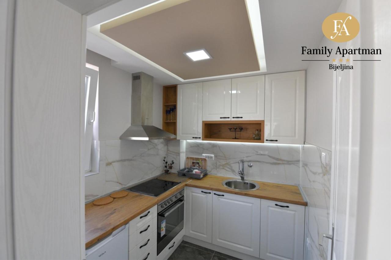 Family Apartman Bijeljina Esterno foto