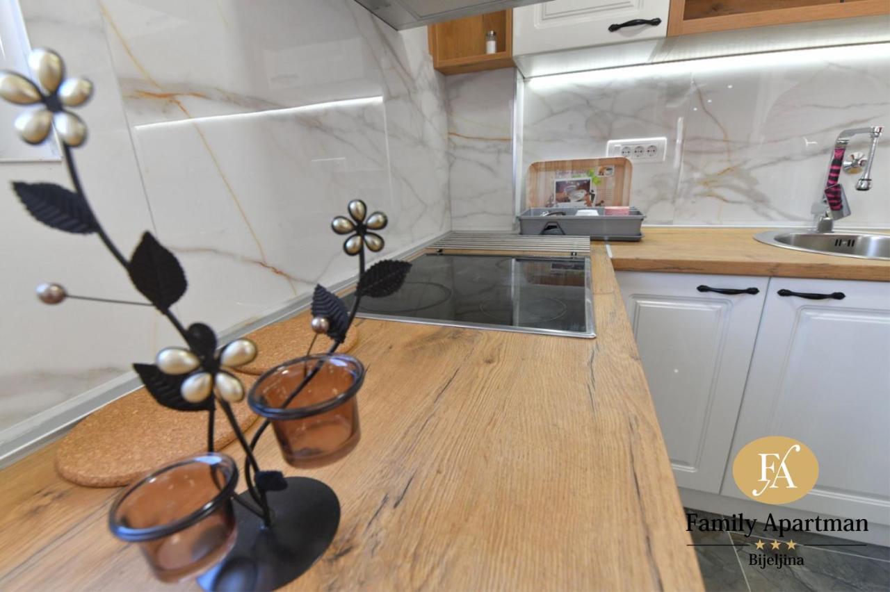 Family Apartman Bijeljina Esterno foto